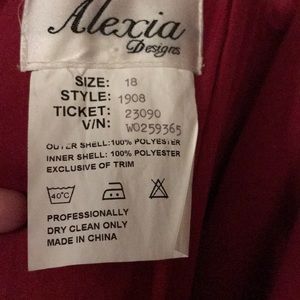 Red evening gown/prom dress/bridesmaid